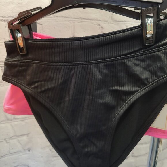 Bundle of Salt + Cove Swimsuits - Picture 3 of 11